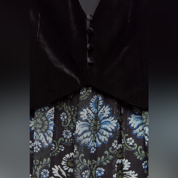 ZARA ~ PRINTED DRESS WITH VEST - Picture 9 of 10
